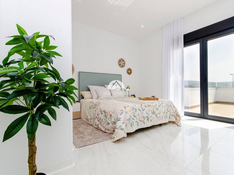 Villa for Sale in Vistabella Vistabella Golf, Alicante 33