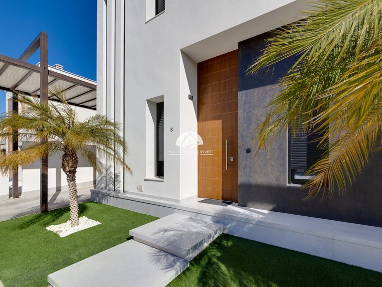 Villa for Sale in Pilar de la Horadada Pilar De La Horadada, Alicante 5