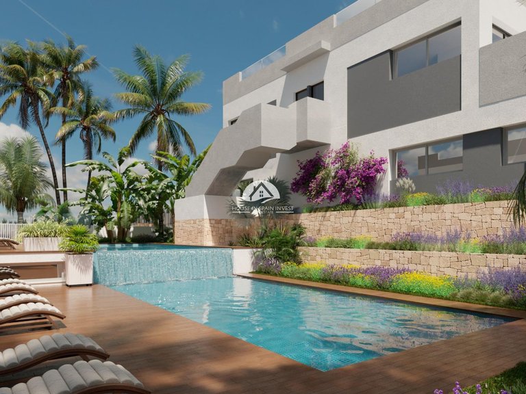 Apartment for Sale in Torrevieja Torrevieja, Alicante 1