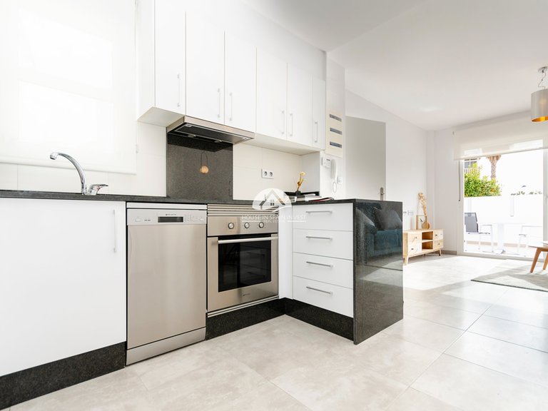 Town House for Sale in Torrevieja Torrevieja, Alicante 10