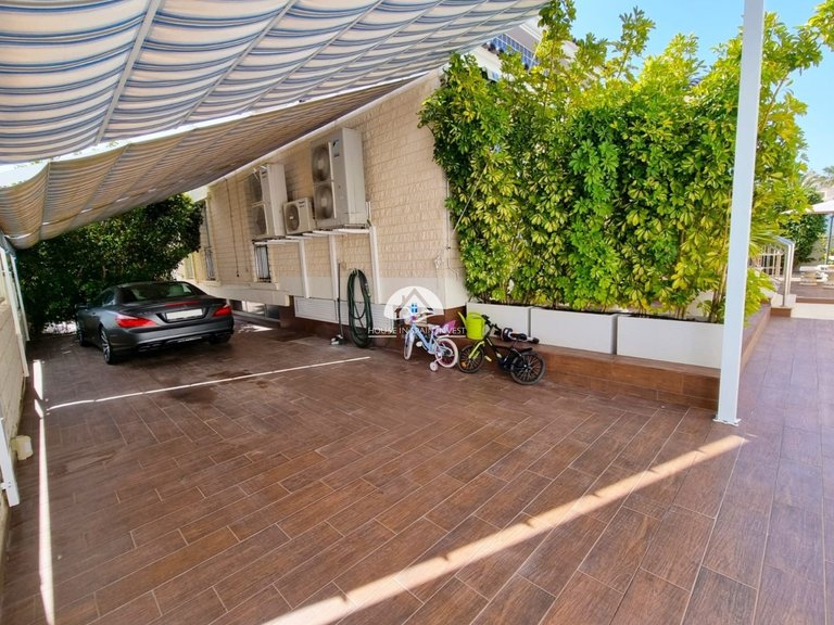 Villa for Sale in La Mata Torrevieja, Alicante 23