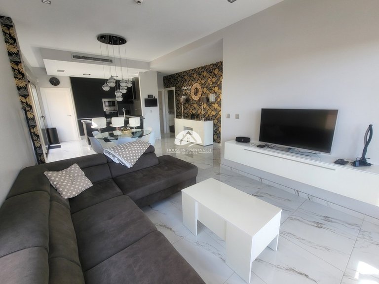 Villa for Sale in Villamartín - Las Filipinas Orihuela Costa, Alicante 8