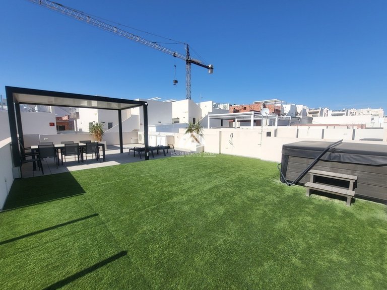 Villa for Sale in Villamartín - Las Filipinas Orihuela Costa, Alicante 23
