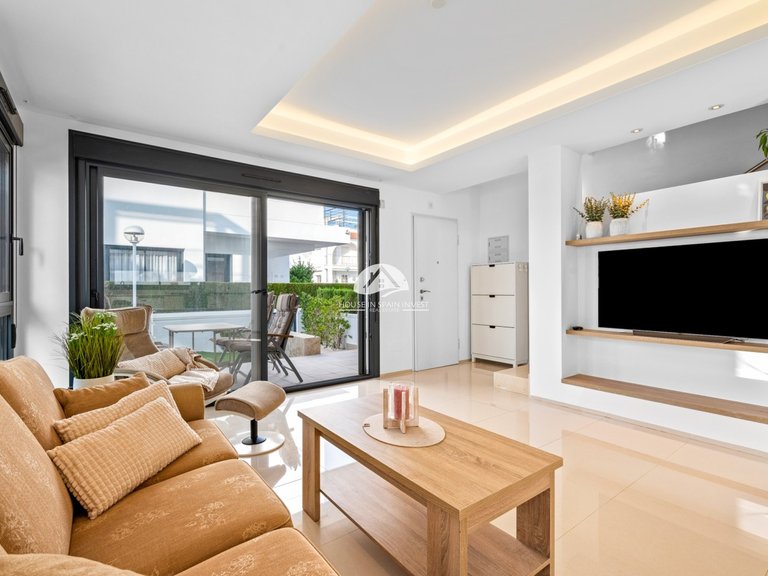 Villa for Sale in Ciudad Quesada Rojales - Ciudad Quesada, Alicante 16