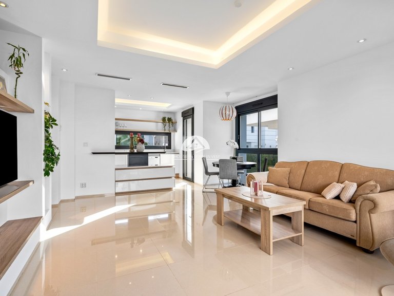 Villa for Sale in Ciudad Quesada Rojales - Ciudad Quesada, Alicante 17