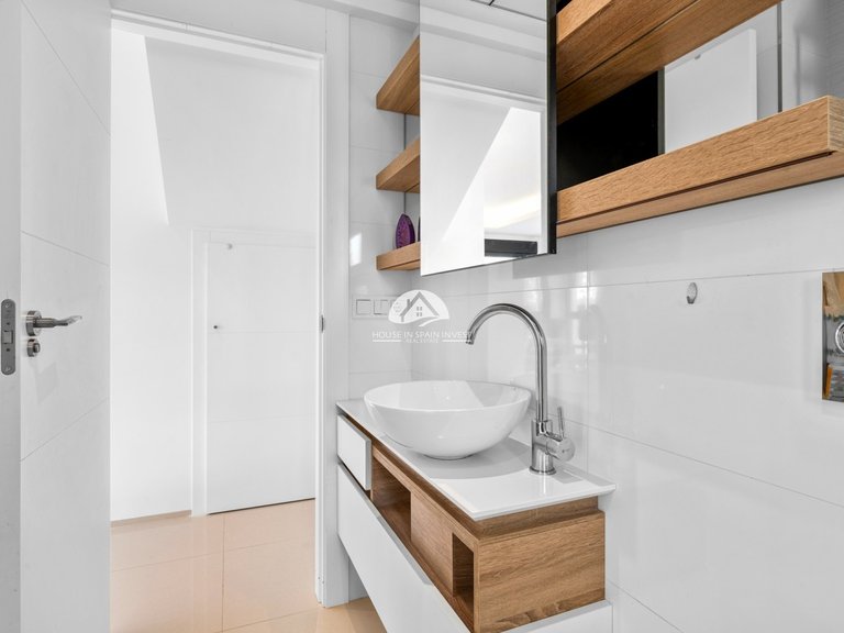 Villa for Sale in Ciudad Quesada Rojales - Ciudad Quesada, Alicante 24