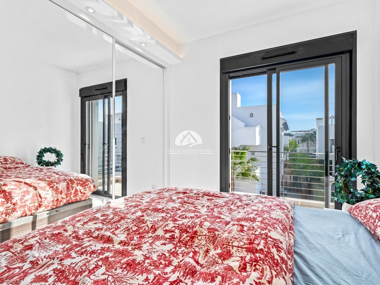 Villa for Sale in Ciudad Quesada Rojales - Ciudad Quesada, Alicante 25