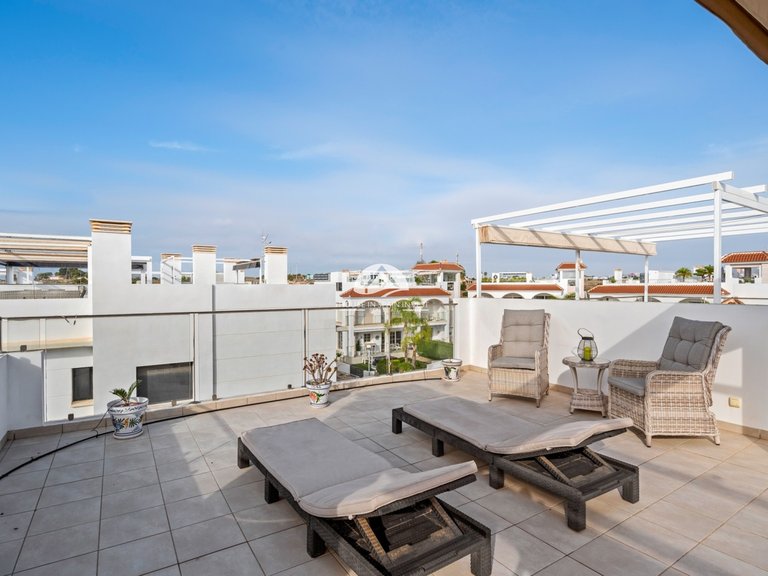 Villa for Sale in Ciudad Quesada Rojales - Ciudad Quesada, Alicante 41