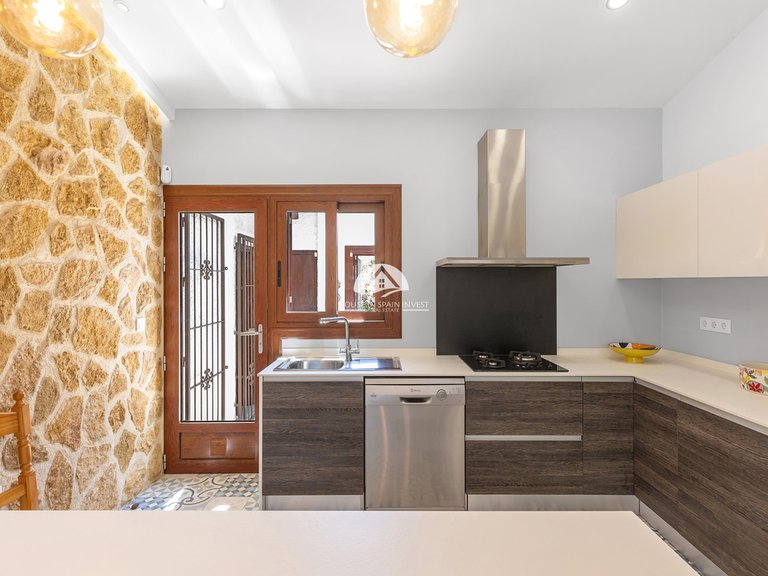 Villa for Sale in Punta Prima Orihuela Costa, Alicante 37