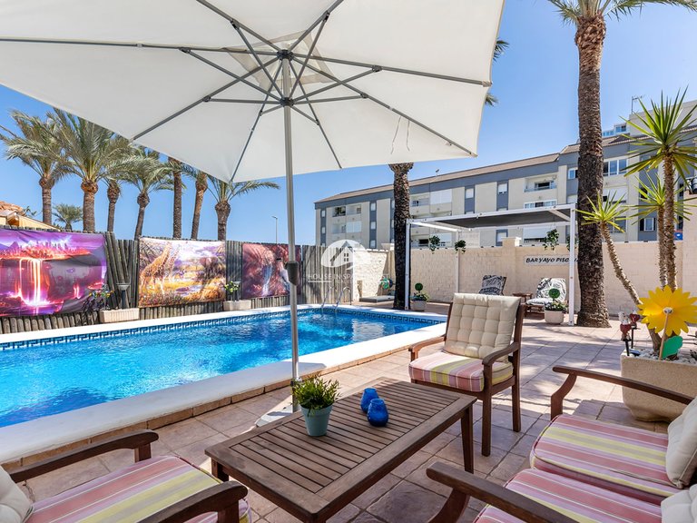 Villa for Sale in Punta Prima Torrevieja, Alicante 5