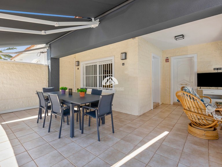 Villa for Sale in Punta Prima Torrevieja, Alicante 6