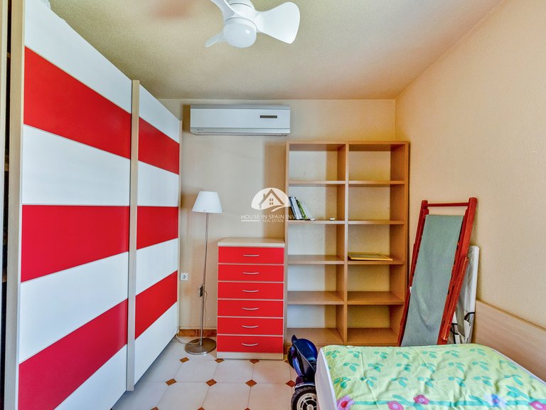 Villa for Sale in Punta Prima Torrevieja, Alicante 12
