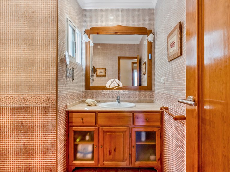 Villa for Sale in Punta Prima Torrevieja, Alicante 20