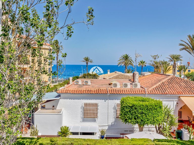 Villa for Sale in Punta Prima Torrevieja, Alicante 28