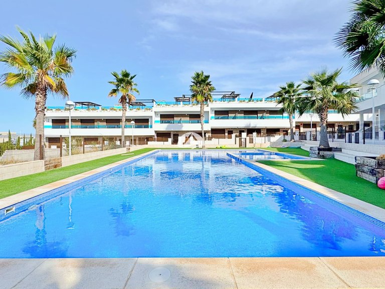 Town House for Sale in Los Balcones Torrevieja, Alicante 2