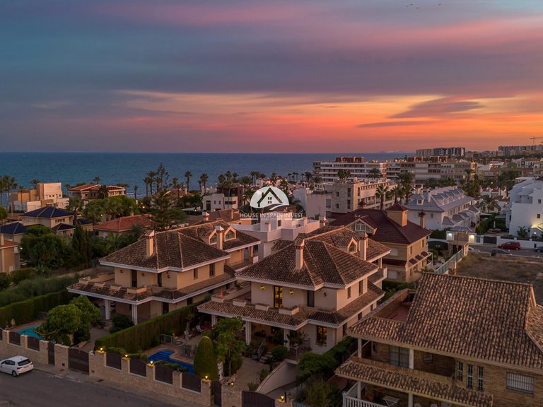 Villa for Sale in La Veleta Torrevieja, Alicante 7