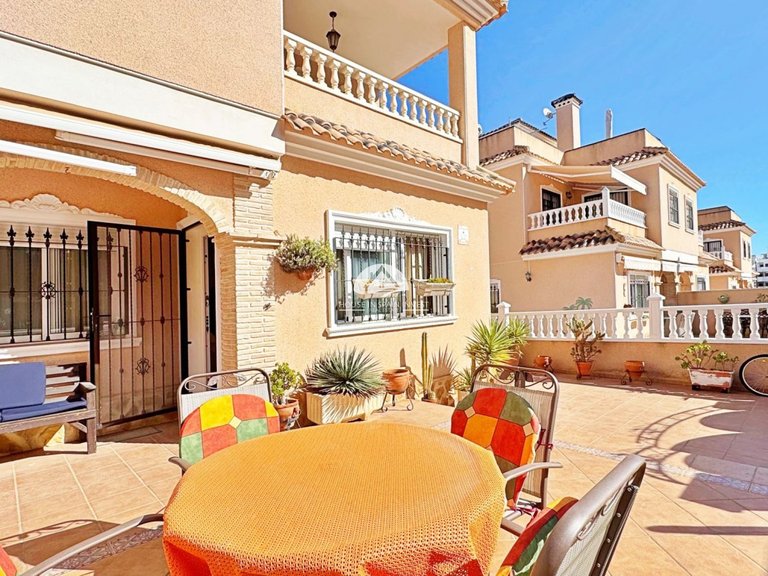 Town House for Sale in Villamartín - Las Filipinas Orihuela Costa, Alicante 5