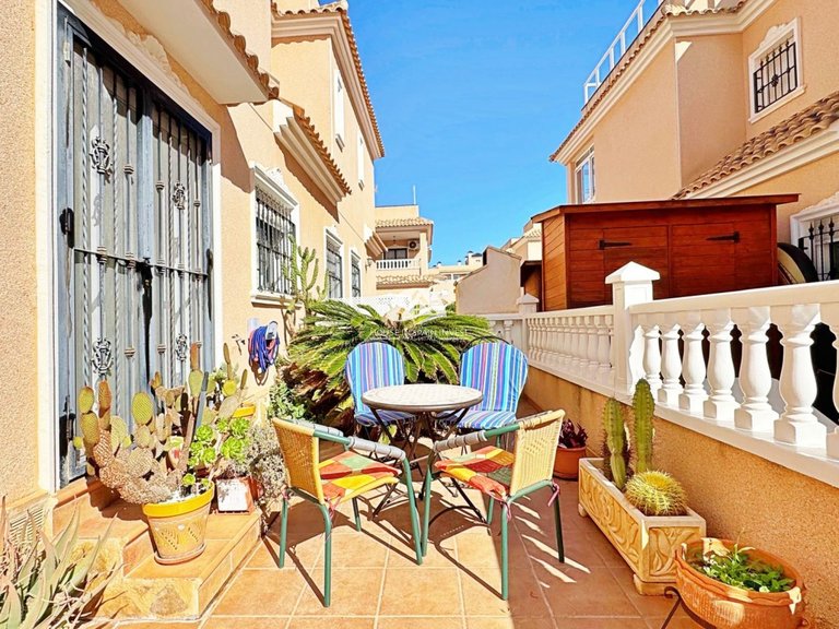 Town House for Sale in Villamartín - Las Filipinas Orihuela Costa, Alicante 7