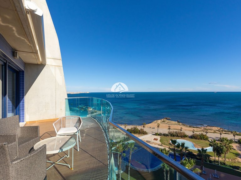 Penthouse for Sale in Punta Prima Torrevieja, Alicante 1