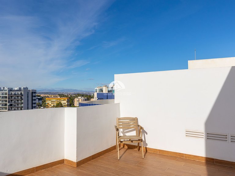 Penthouse for Sale in Punta Prima Torrevieja, Alicante 35