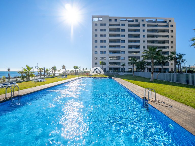 Penthouse for Sale in Punta Prima Torrevieja, Alicante 4