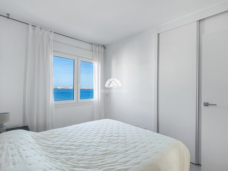 Penthouse for Sale in Punta Prima Torrevieja, Alicante 32