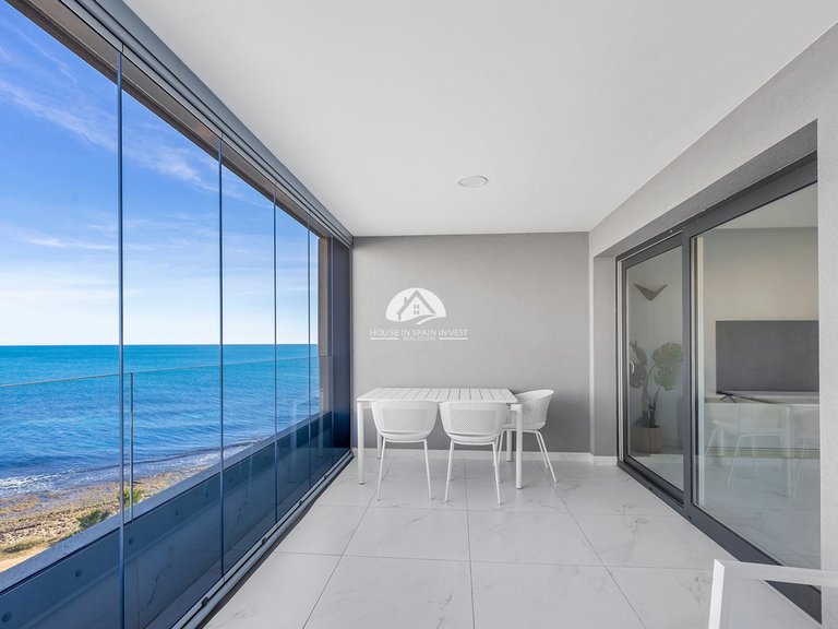 Apartment for Sale in Punta Prima Torrevieja, Alicante 9