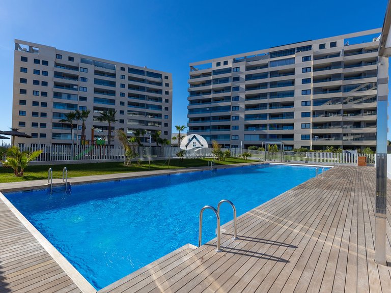 Apartment for Sale in Punta Prima Torrevieja, Alicante 31