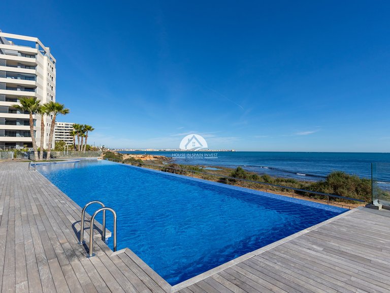 Apartment for Sale in Punta Prima Torrevieja, Alicante 33