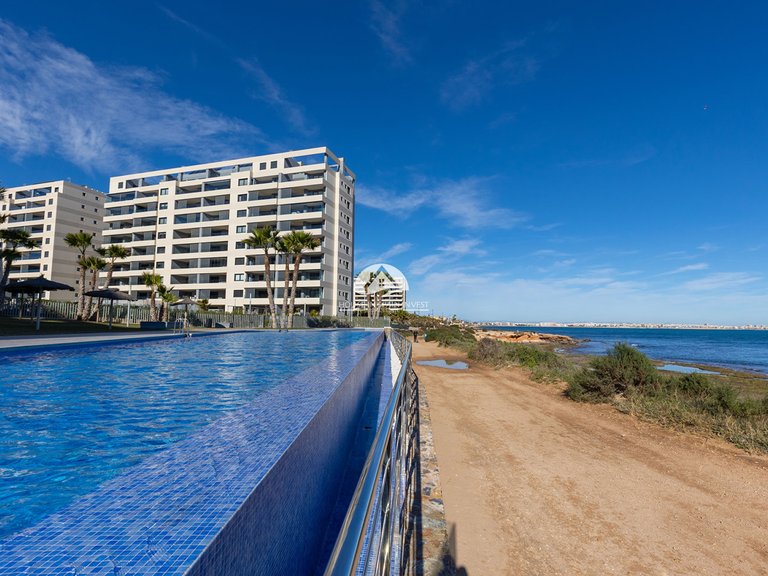 Apartment for Sale in Punta Prima Torrevieja, Alicante 35