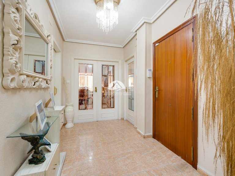 Apartment for Sale in Centro Torrevieja, Alicante 6