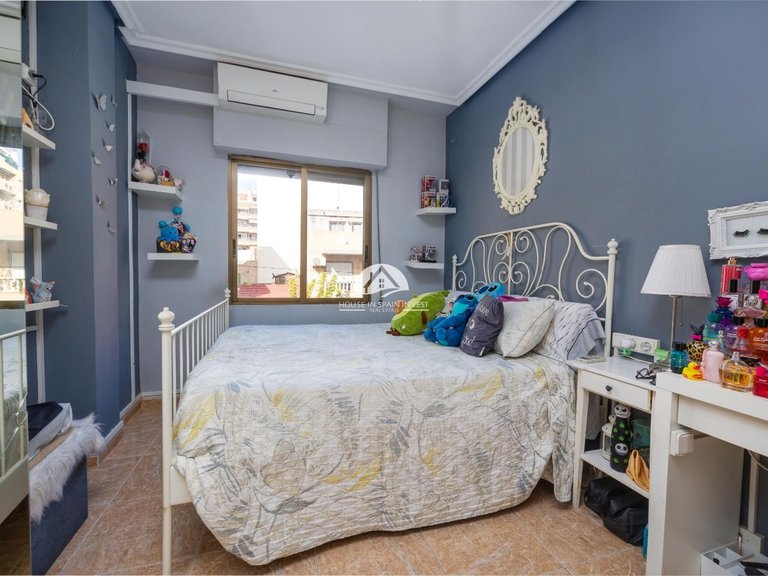 Apartment for Sale in Centro Torrevieja, Alicante 27