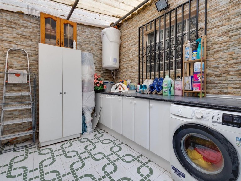 Apartment for Sale in Centro Torrevieja, Alicante 39