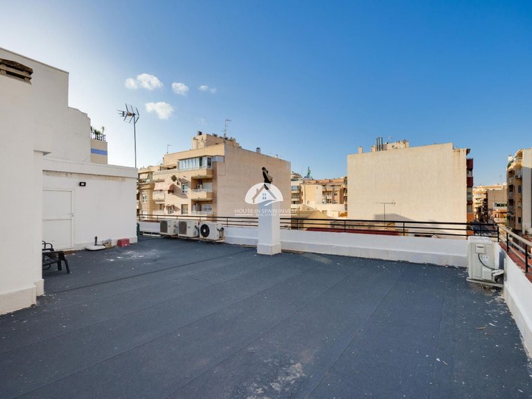 Apartment for Sale in Centro Torrevieja, Alicante 41