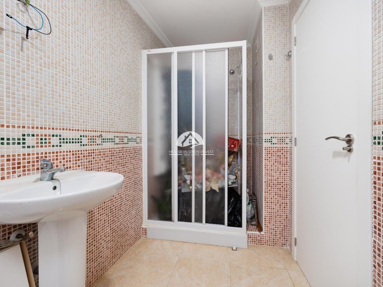 Apartment for Sale in Centro Torrevieja, Alicante 25