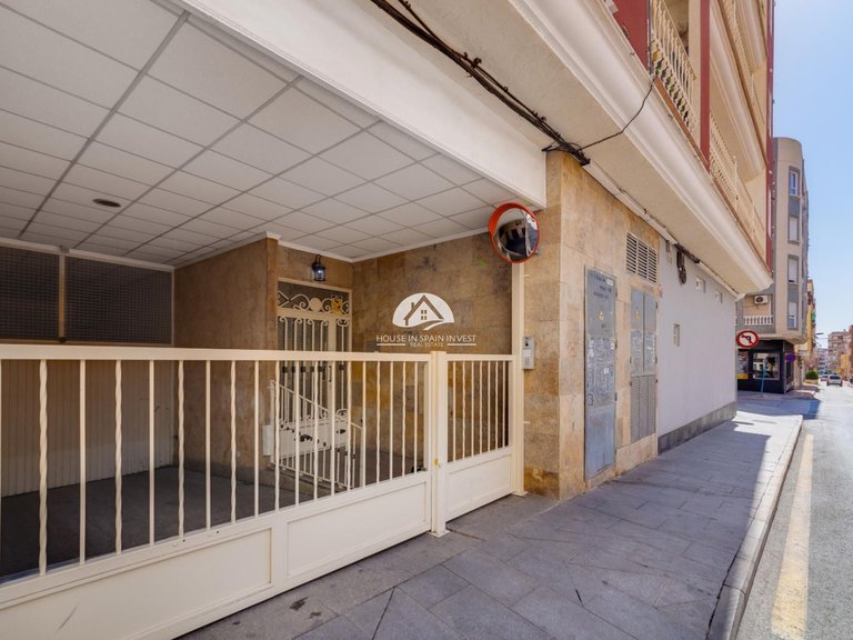 Apartment for Sale in Centro Torrevieja, Alicante 36