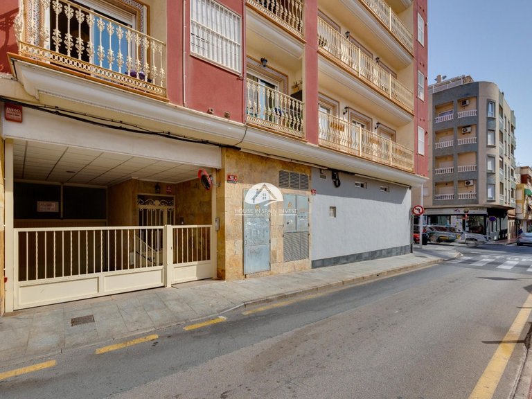 Apartment for Sale in Centro Torrevieja, Alicante 37