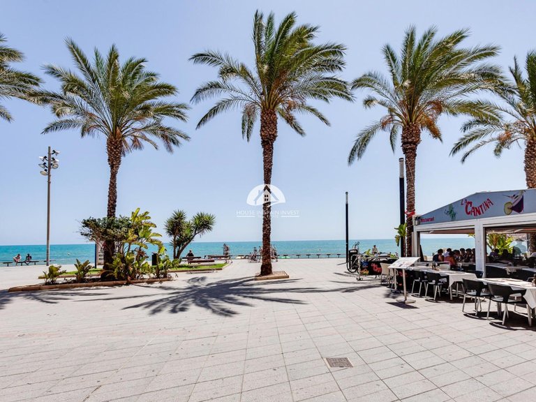 Apartment for Sale in Centro Torrevieja, Alicante 48