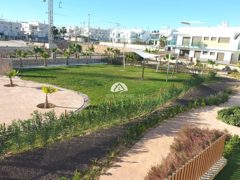 Apartment for Sale in Vistabella Vistabella Golf, Alicante 13
