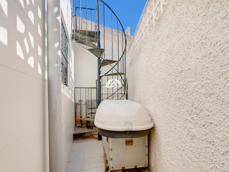 Town House for Sale in Los Angeles Torrevieja, Alicante 23
