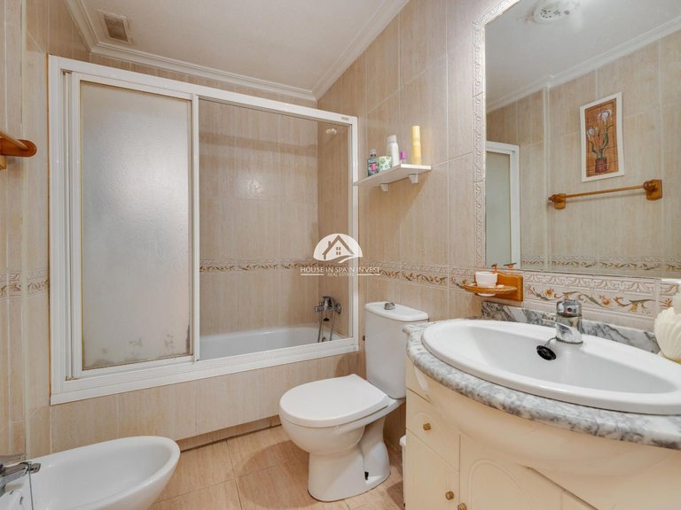 Apartment for Sale in Centro Torrevieja, Alicante 14