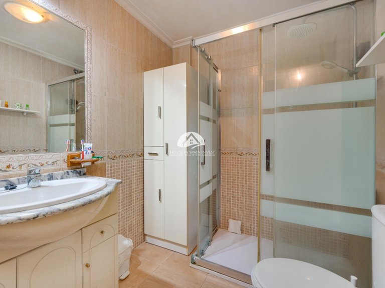 Apartment for Sale in Centro Torrevieja, Alicante 24