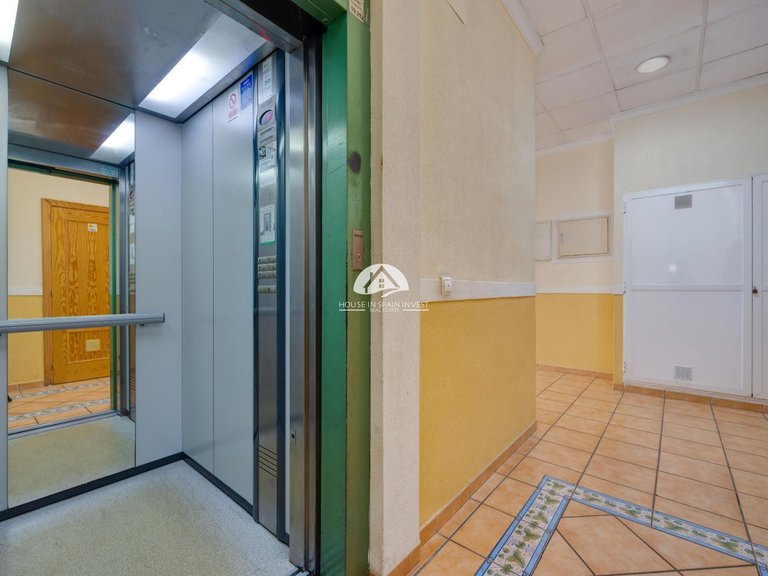 Apartment for Sale in Centro Torrevieja, Alicante 26