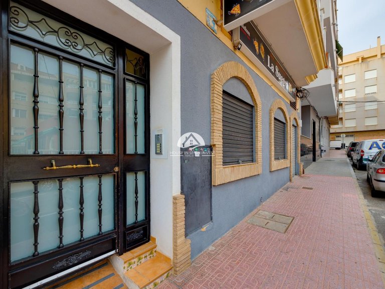 Apartment for Sale in Centro Torrevieja, Alicante 30