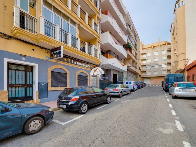Apartment for Sale in Centro Torrevieja, Alicante 32