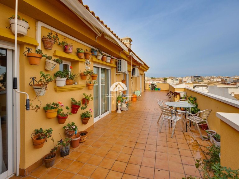 Penthouse for Sale in Pilar de la Horadada Pilar De La Horadada, Alicante 1