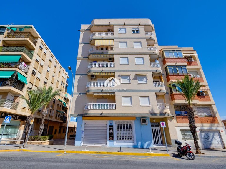 Apartment for Sale in Guardamar - El Raso Guardamar Del Segura, Alicante 1