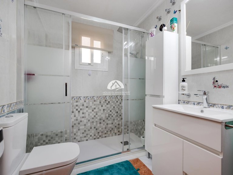 Apartment for Sale in Guardamar - El Raso Guardamar Del Segura, Alicante 5