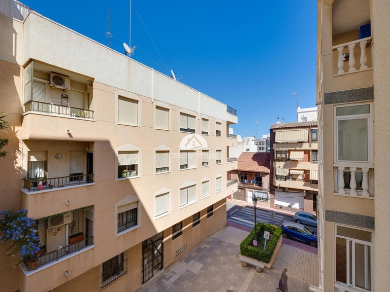 Apartment for Sale in Guardamar - El Raso Guardamar Del Segura, Alicante 21