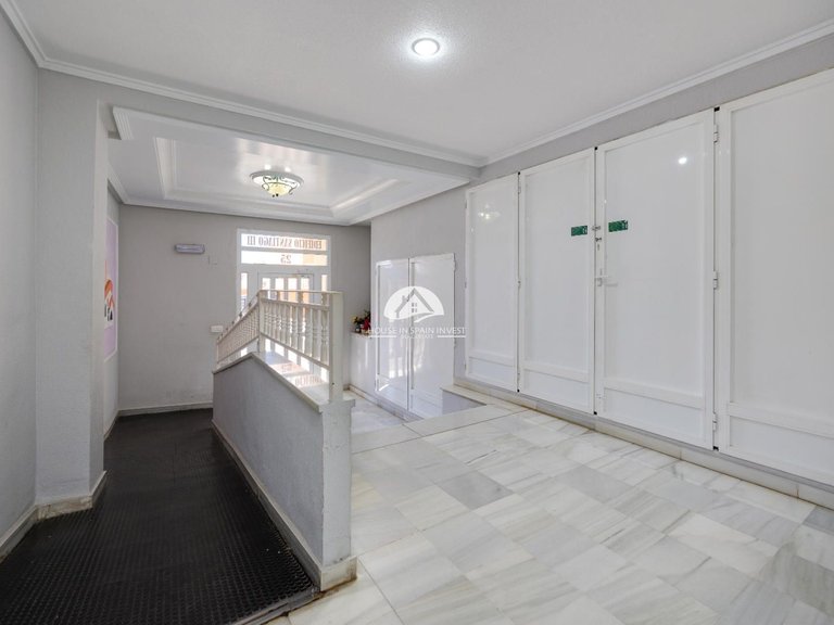 Apartment for Sale in Guardamar - El Raso Guardamar Del Segura, Alicante 28